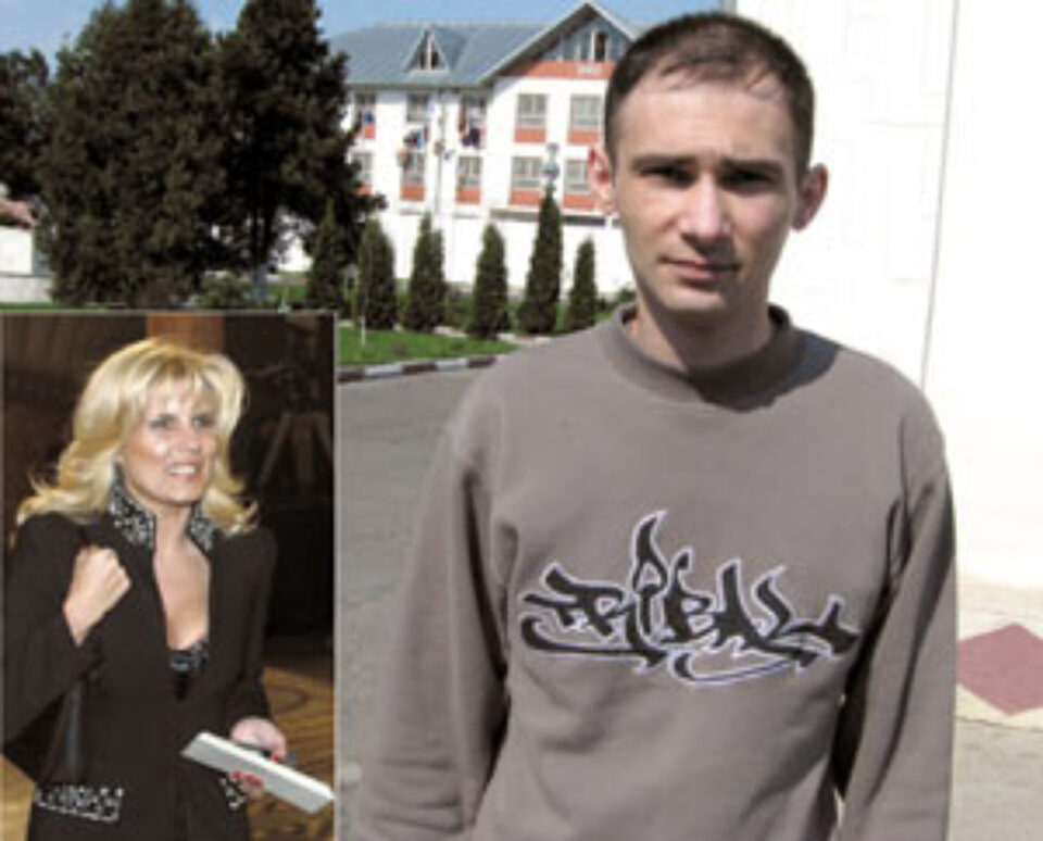 Un deținut sucevean o vrea în celula sa pe Elena Udrea Un deținut sucevean o vrea în celula sa pe Elena Udrea