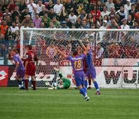 Steaua bate la Cluj și speră la Liga Campionilor