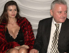 Miliardară sau nu, Moni a rămas tot o fată simplă