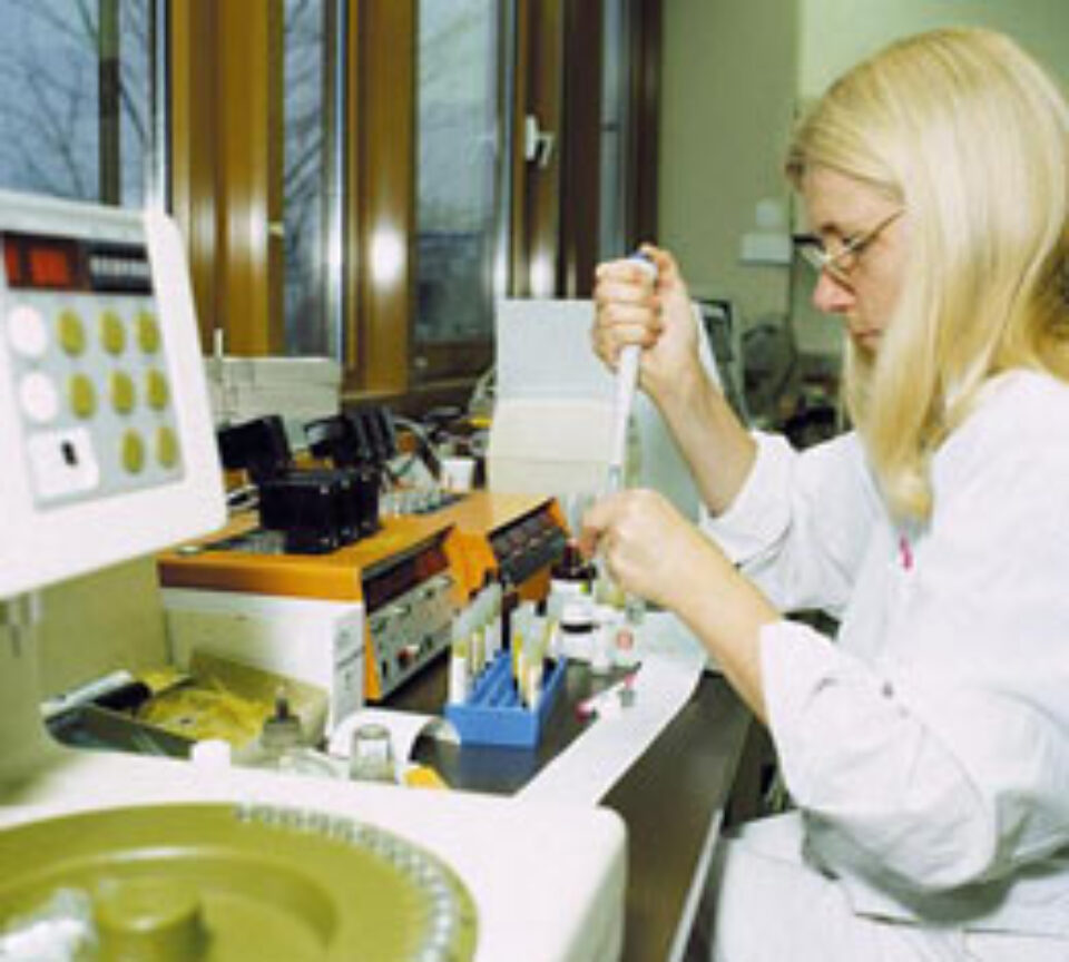 Cercetătorii germani au descoperit o substanță care combate HIV