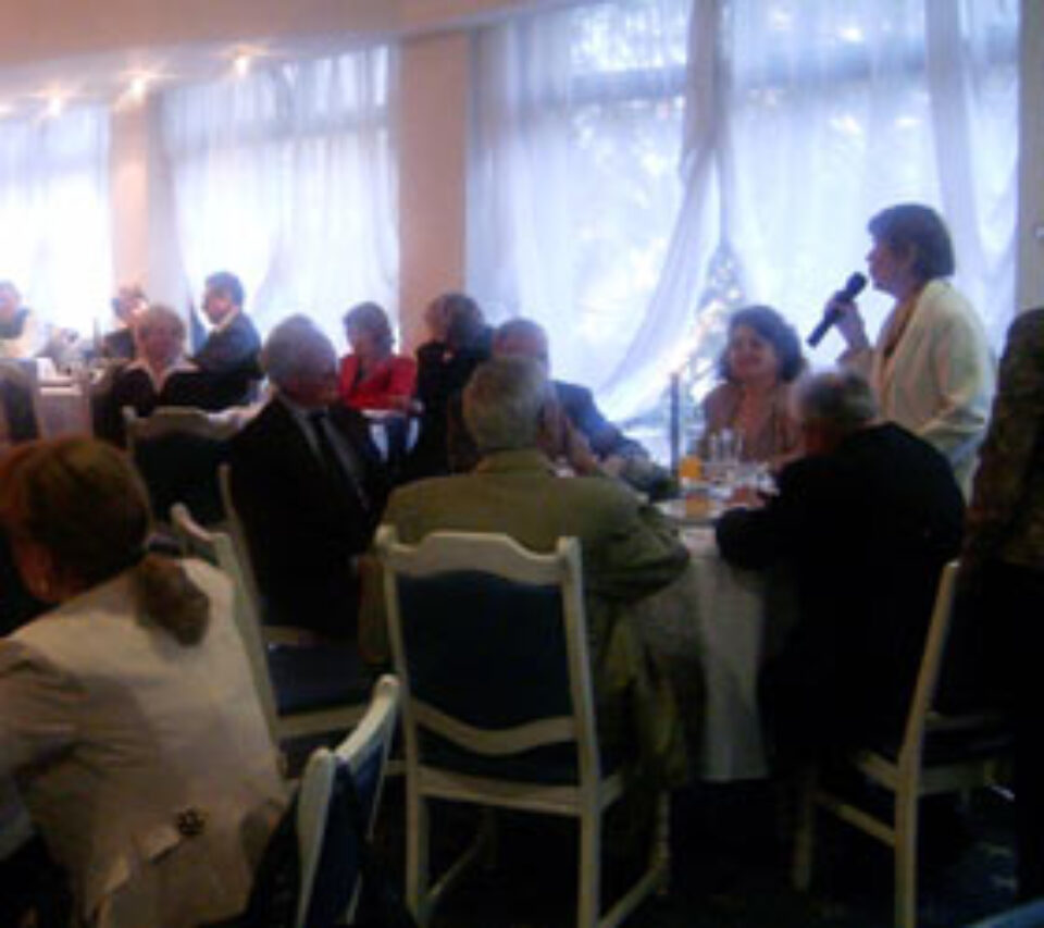 Foşti şi actuali angajaţi ai „Continental Arcaşul"