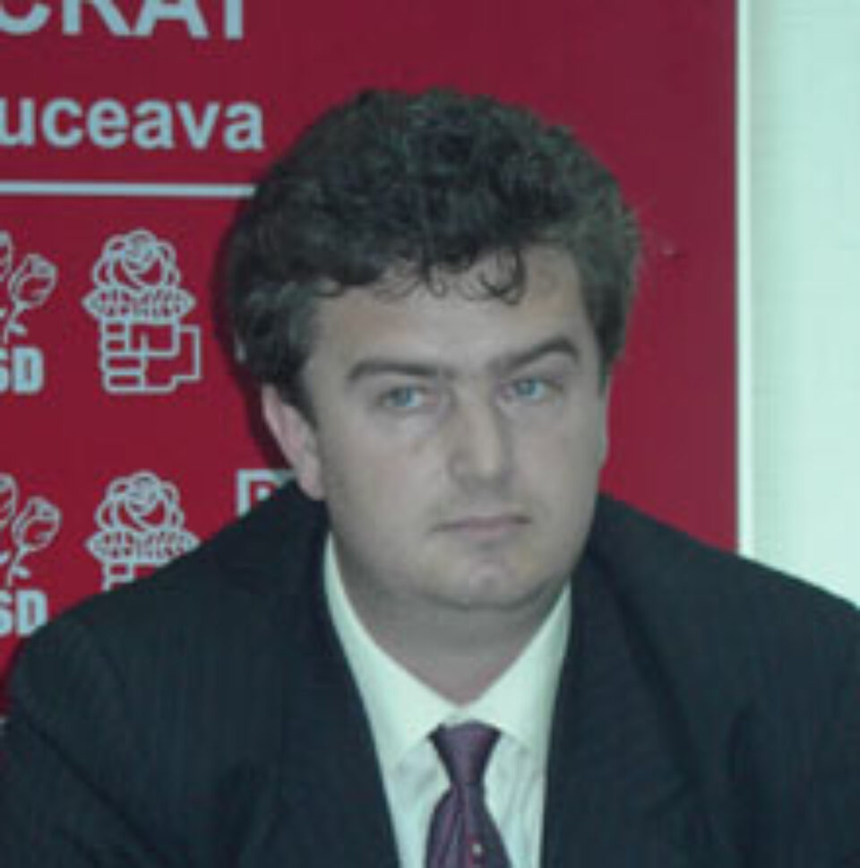 40 de membri PSD au primit „botezul” la sediul central al acestui partid 40 de membri PSD au primit „botezul” la sediul central al acestui partid