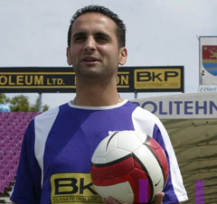 Aliuță a semnat pentru trei ani