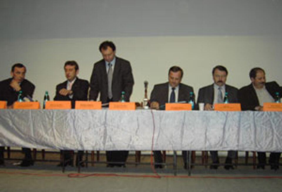 Liberal democrații suceveni au început campania pro-Băsescu