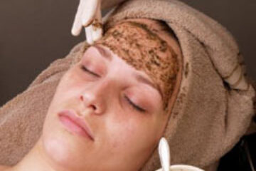 Tratamentele hormonale favorizează apariția petelor de pe piele