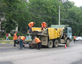 Străzile Sucevei ar putea fi asfaltate în timpul nopții