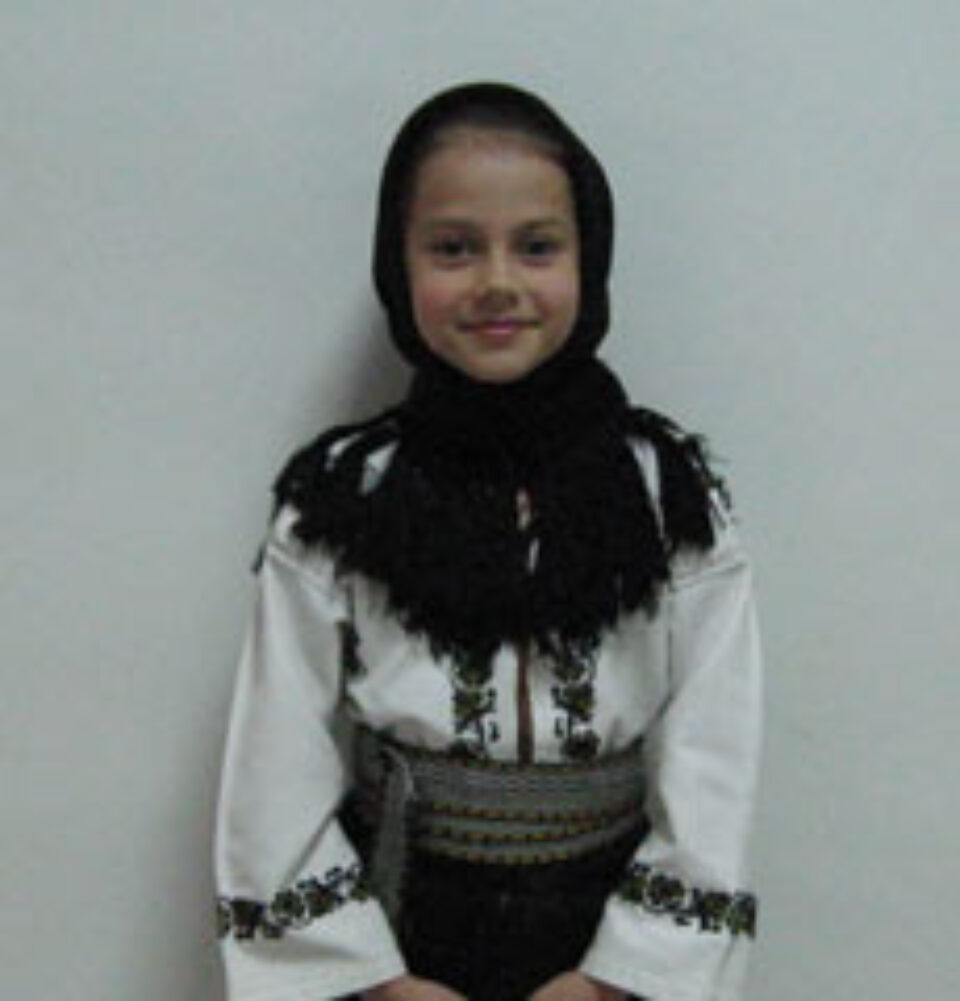 Premiul I la Festivalul național „Rapsodia Românească” pentru o fetiță din Moara