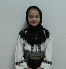 Premiul I la Festivalul național „Rapsodia Românească” pentru o fetiță din Moara