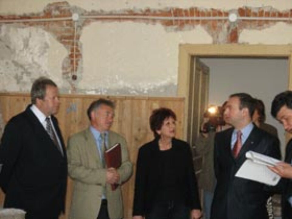 Adomniței este nemulțumit că școlile nu au pregătite studii de fezabilitate pentru investiții