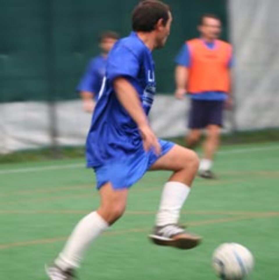 Competiția se reia mâine Competiția se reia mâine