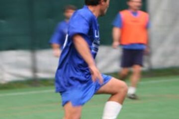 Competiția se reia mâine