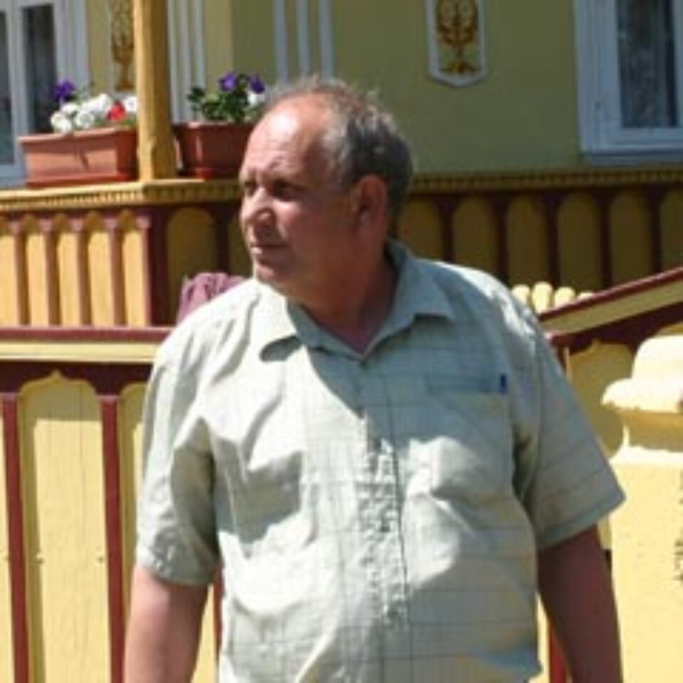 1Dumitru Botnariuc: „Eu sunt o fire mai nebună, luam toporul şi nu mai discutam”