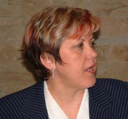 Marcajele rutiere din Suceava, refăcute în timpul nopții