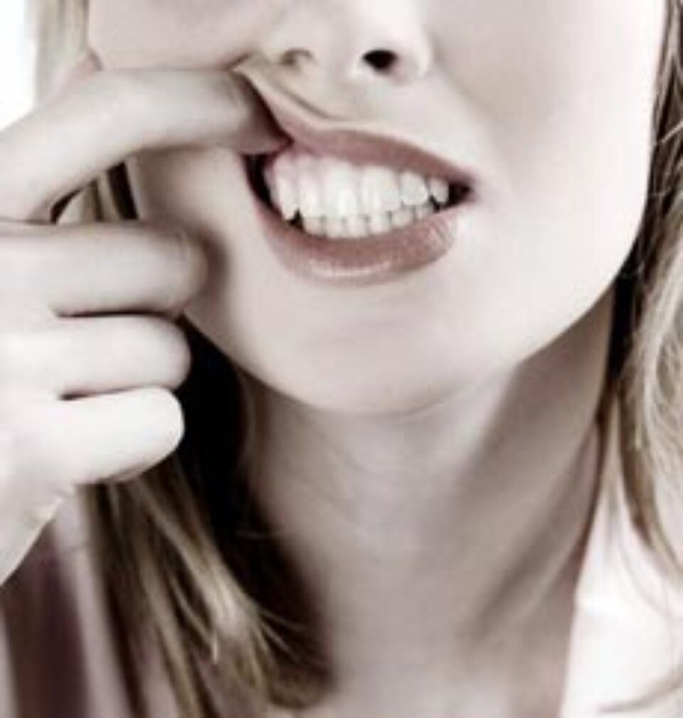 Protejați vă gingiile pentru a avea o inimă sănătoasă Protejați vă gingiile pentru a avea o inimă sănătoasă