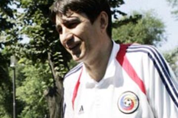 Pițurcă a sunat adunarea pentru „stranieri”