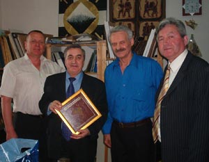 Oaspeți în atelierul lui Simi