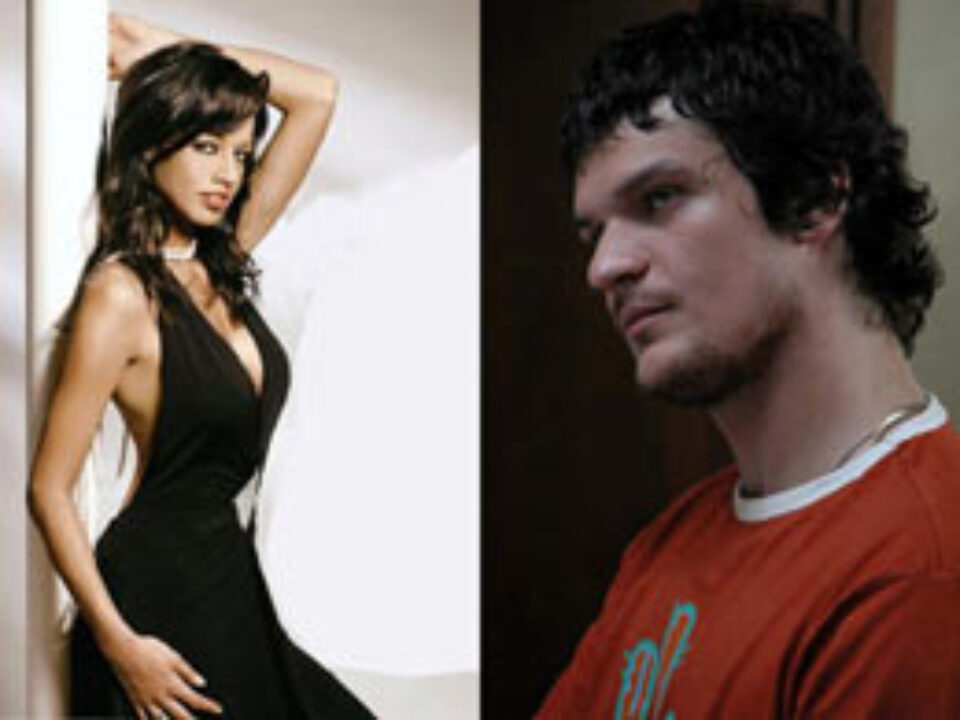 Todor a înlocuit-o pe Andreea cu două femei Todor a înlocuit-o pe Andreea cu două femei