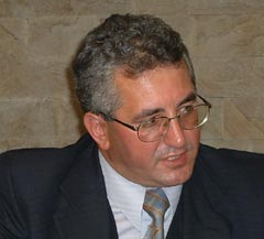 Marcajele rutiere și pavarea trotuarelor, luate în vizor de primarul Sucevei