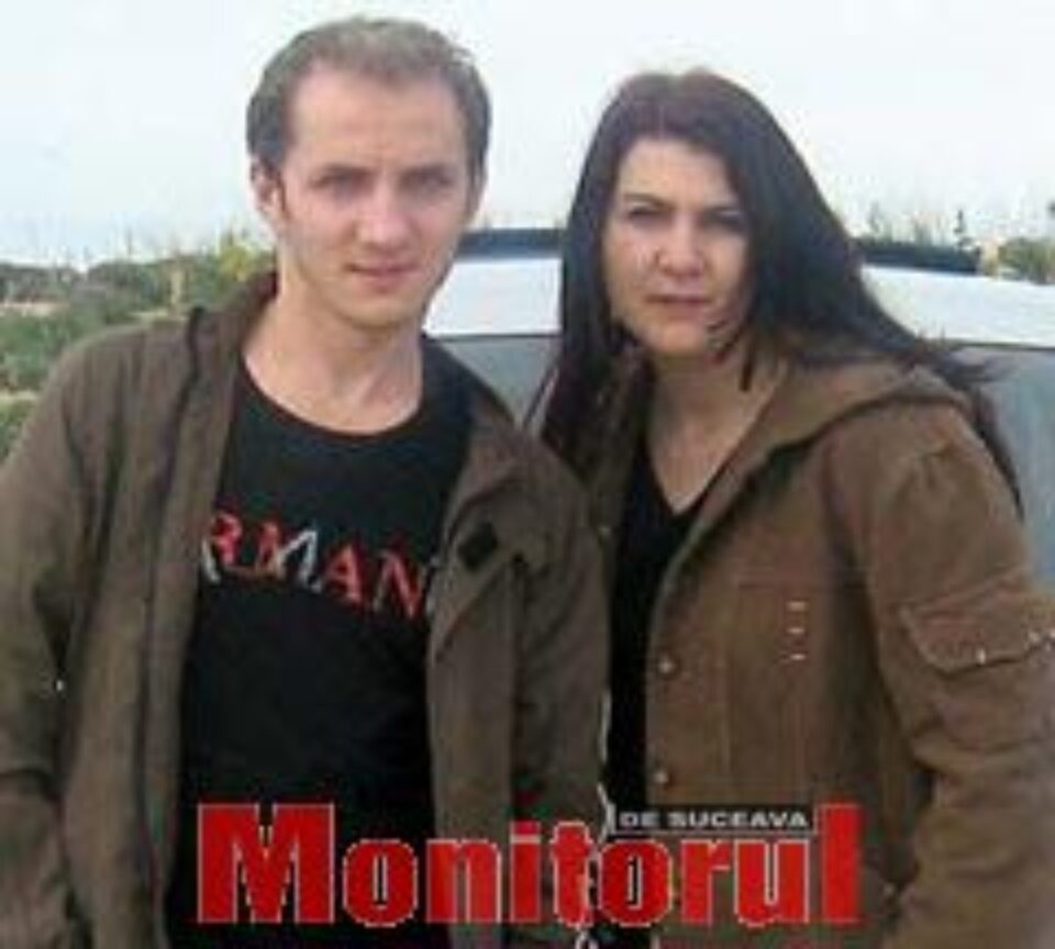 De șase ani iubește aceeași femeie De șase ani iubește aceeași femeie