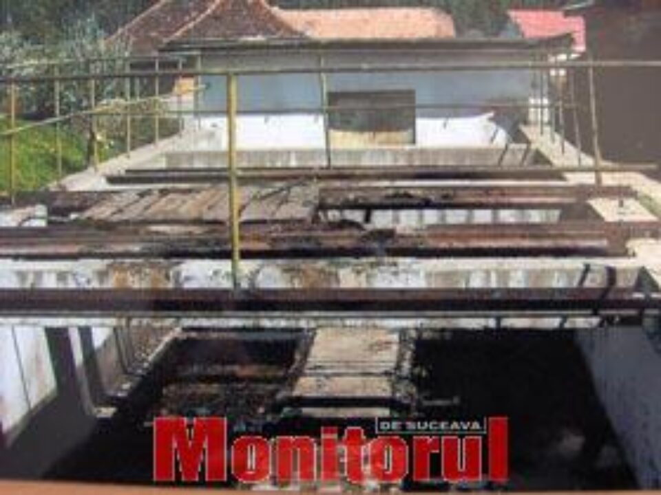 Un fost decantor al CFR pune în pericolviețile copiilor din Câmpulung Est Un fost decantor al CFR pune în pericolviețile copiilor din Câmpulung Est