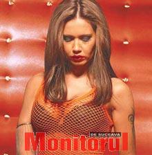 Oana își face tatuaj în zona inimii Oana își face tatuaj în zona inimii