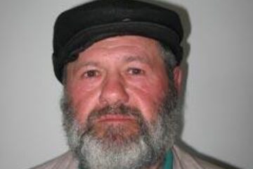 Octavian vasileniuc si-a lasat barba sa creasca in semn de protest