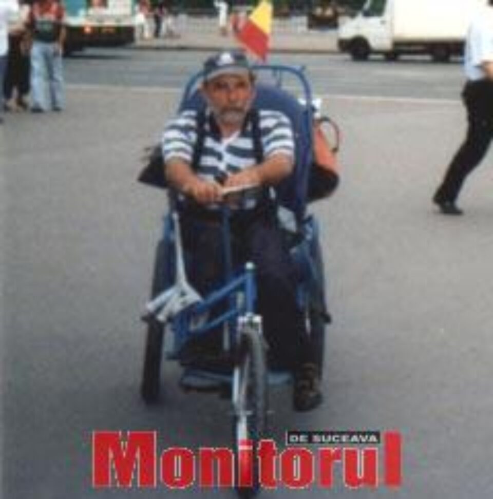 Un sucevean a ajuns la Paris în propriul cărucior