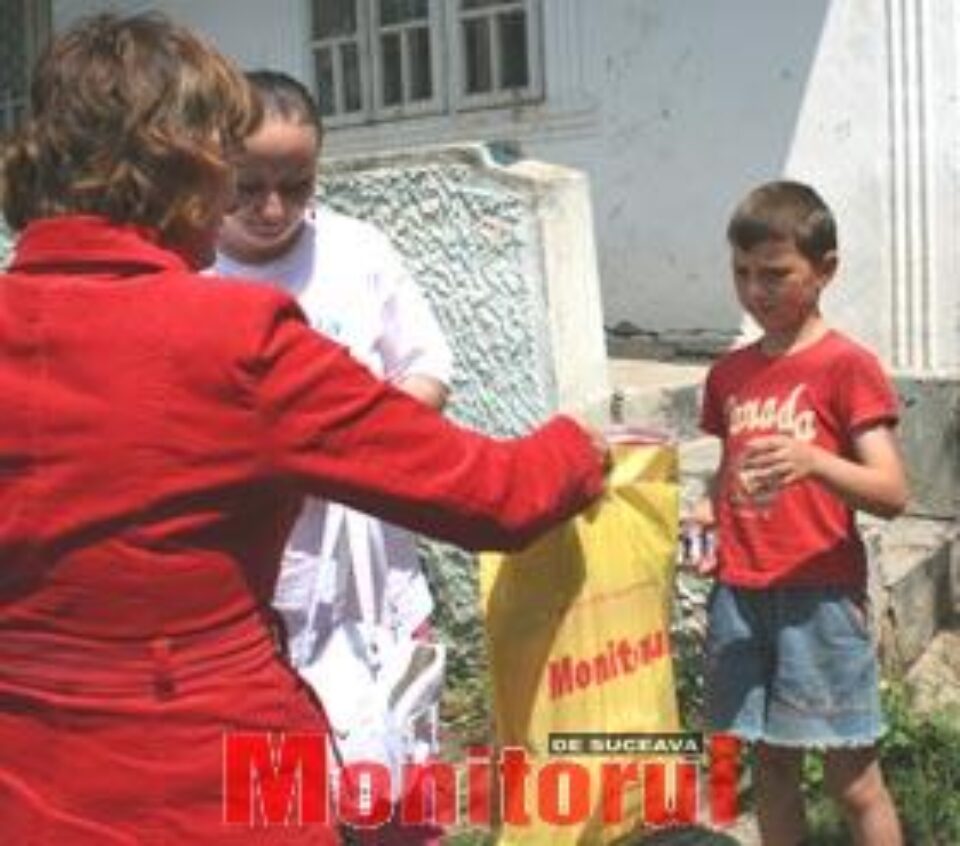 Peste 50 de copii au primit daruri din partea „Monitorului de Suceava”
