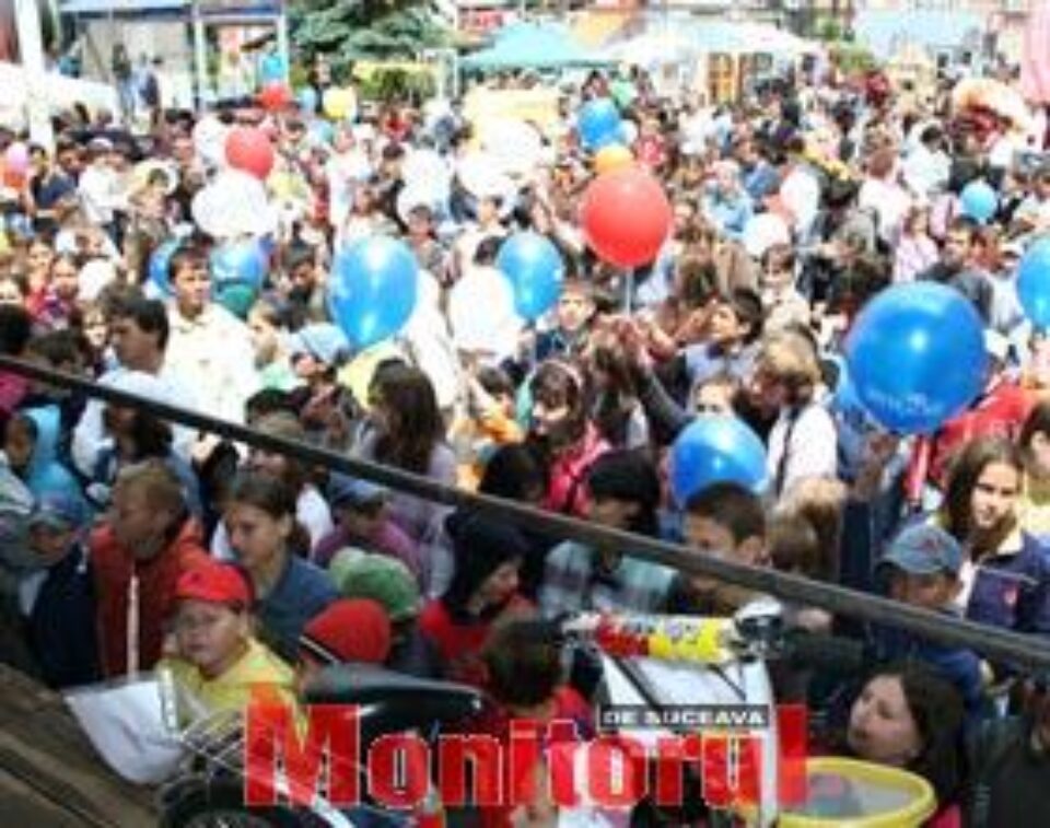 Aproape 1.000 de copiii, prezenți la „Vara asta vine odată cu ... Ziua Copilului”