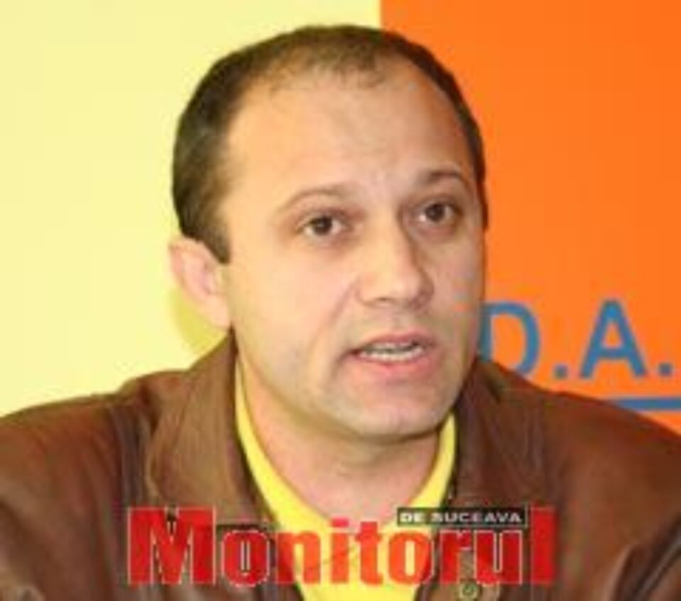 Cadariu așteaptă o motivație oficială privind excluderea sa din PNL Suceava Cadariu așteaptă o motivație oficială privind excluderea sa din PNL Suceava