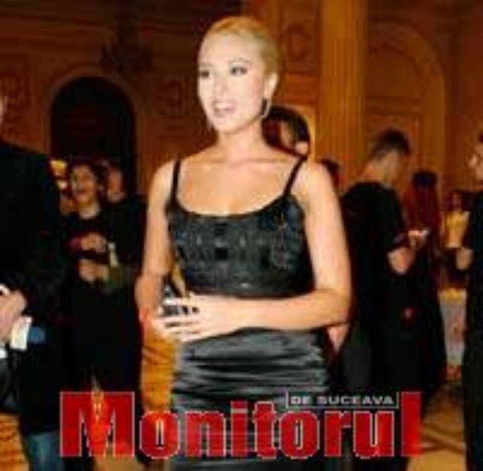 Iulia Vântur a dansat pe cel mai vechi vas de război din Europa