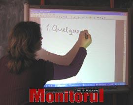 Tablă și burete electronice, la Colegiul Tehnic „Petru Mușat” din Suceava