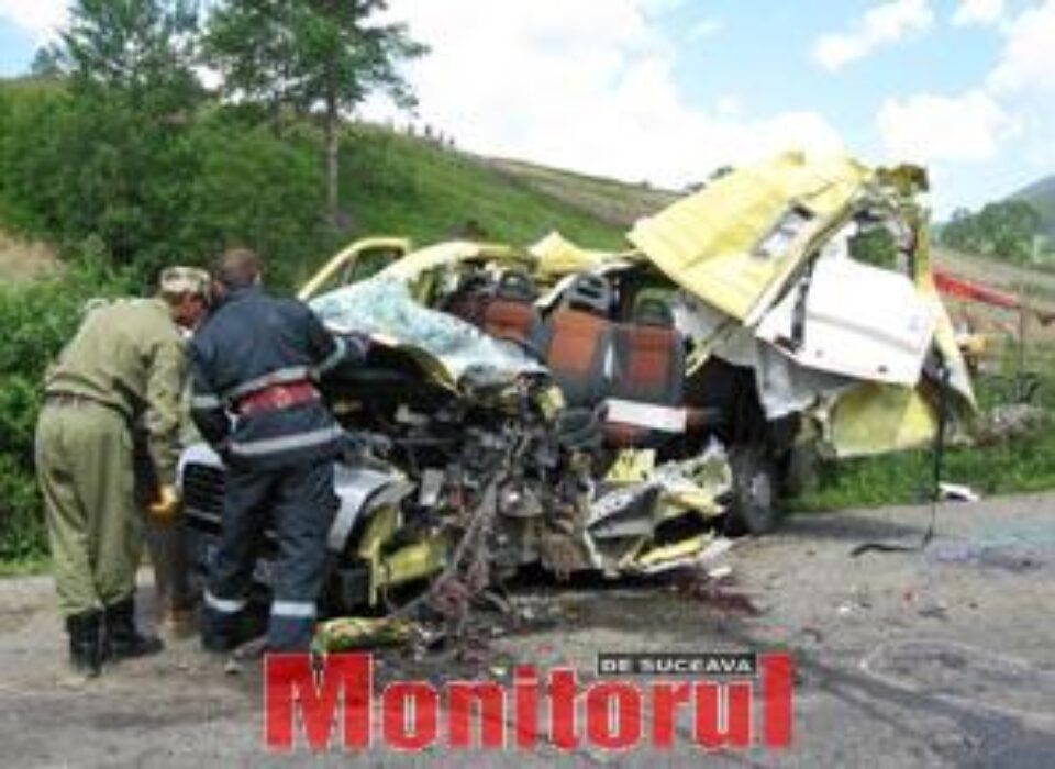 Microbuz școlar, coșciug pentru elevi