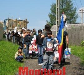 Elevele din microbuzul morții, duse pe ultimul drum