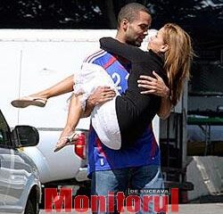 Tony Parker dezvăluie detaliile nunții sale cu Eva Longoria Tony Parker dezvăluie detaliile nunții sale cu Eva Longoria