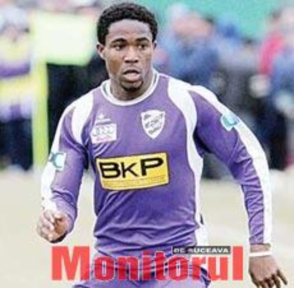 Emeghara a semnat pe patru ani