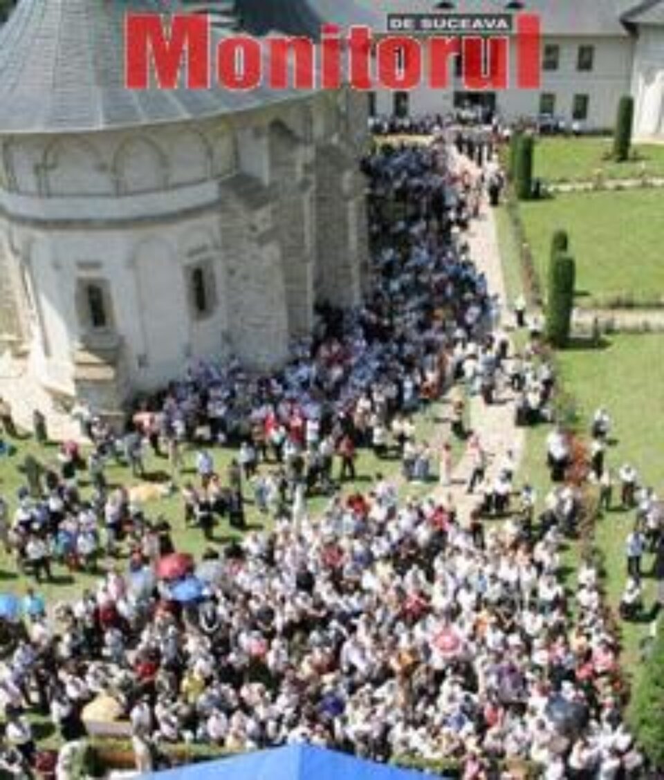 „Atmosferă voievodală” la Mănăstirea Putna „Atmosferă voievodală” la Mănăstirea Putna
