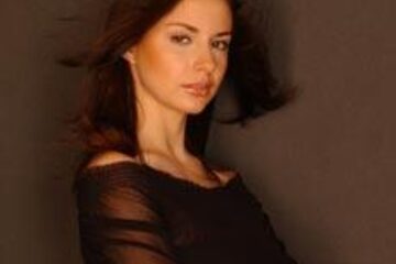 Adelina,iubita lui Chivu, își dorește cinci copii