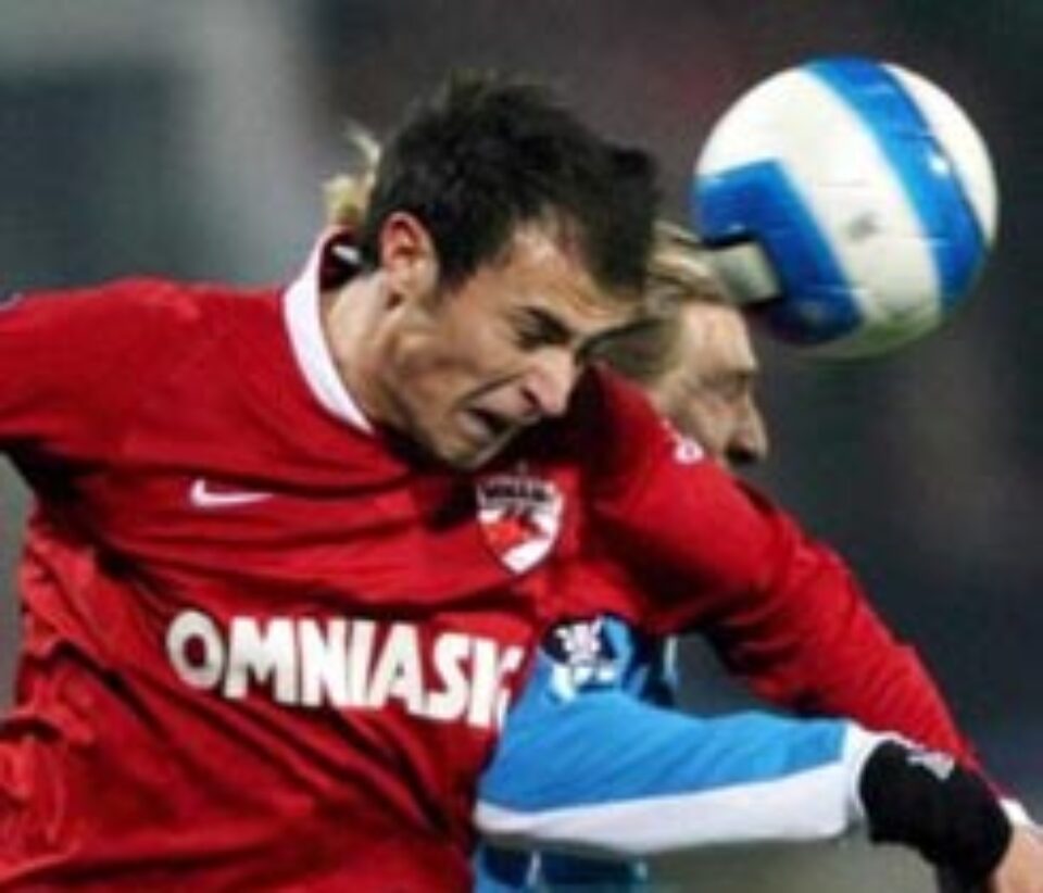 Genoa presează pentru Ștefan Radu, Dinamo cere timp