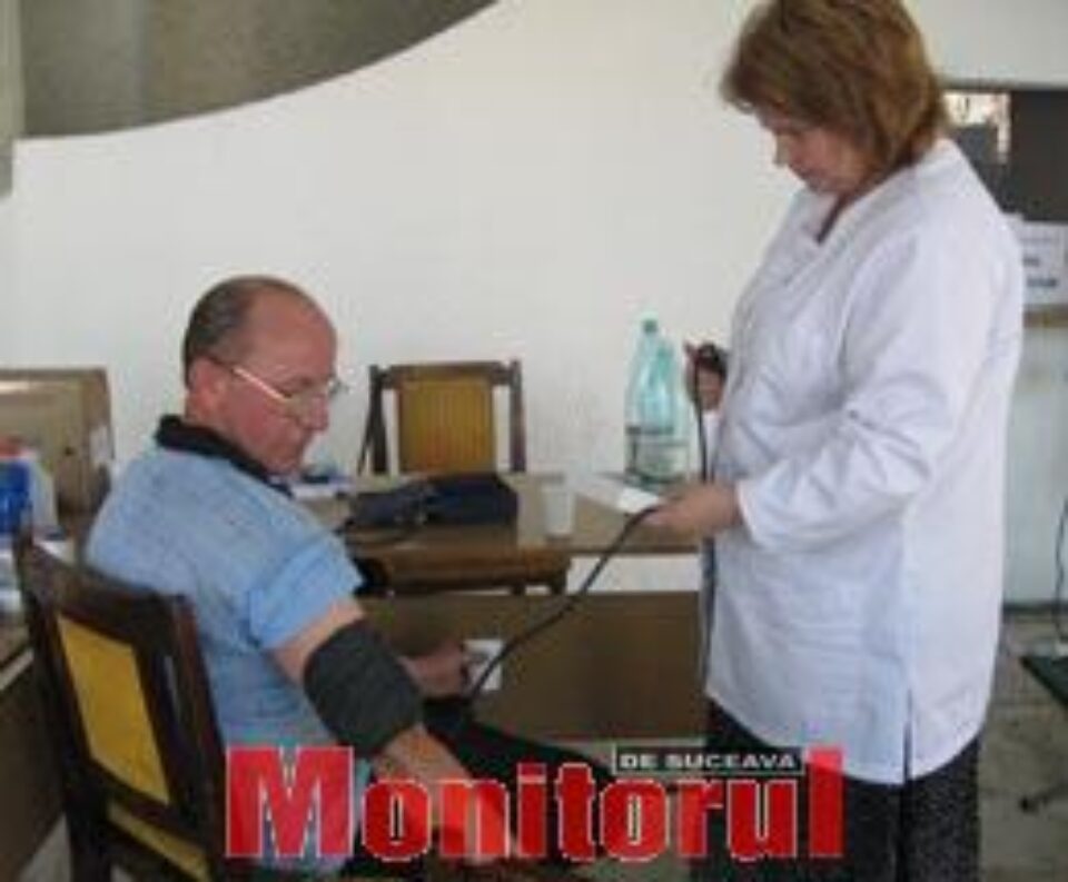 Punctele de prim ajutor, luate cu asalt de suceveni
