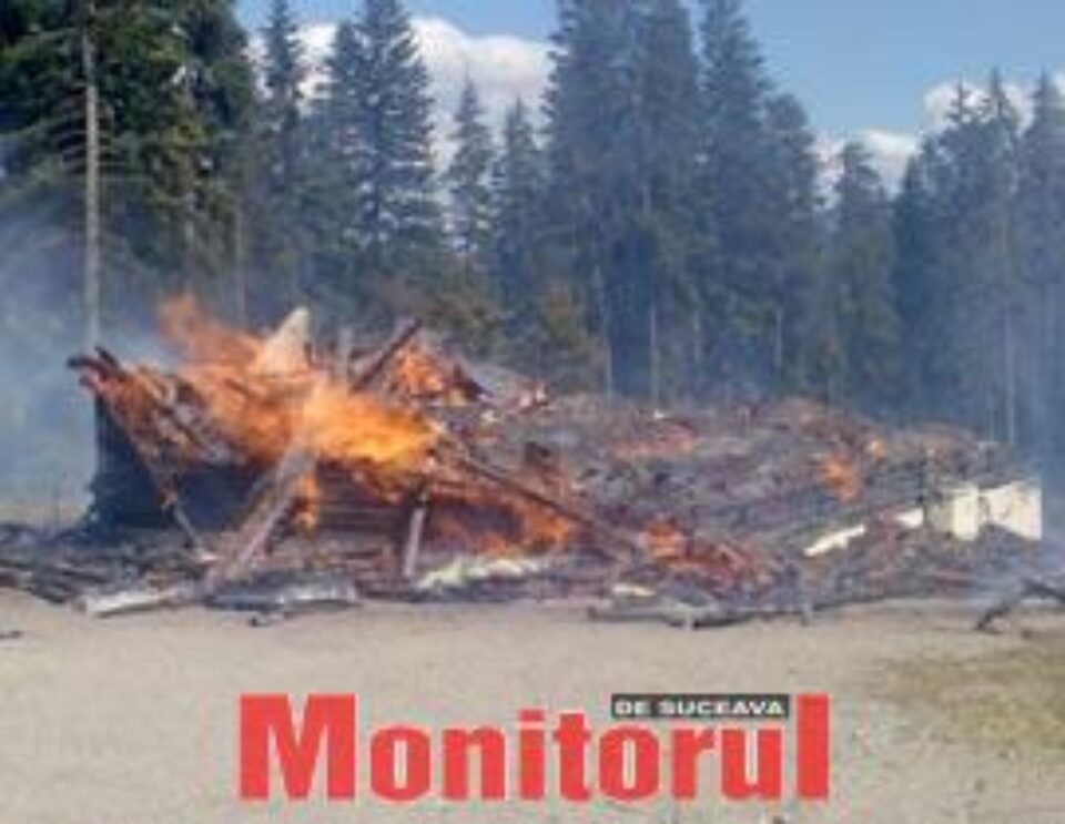 Incendiu devastator la o pensiune din Poiana Stampei