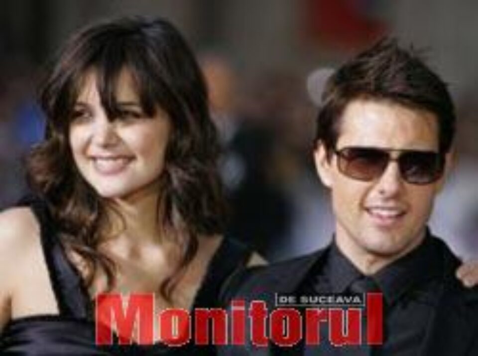 Tom Cruise, ținta unui șantaj cu fotografii furate de la nunta sa cu Katie Holmes