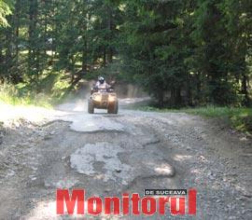 Turismul în masivul Rarău moare din cauza drumurilor