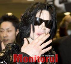 Michael Jackson se teme să iasă din casă