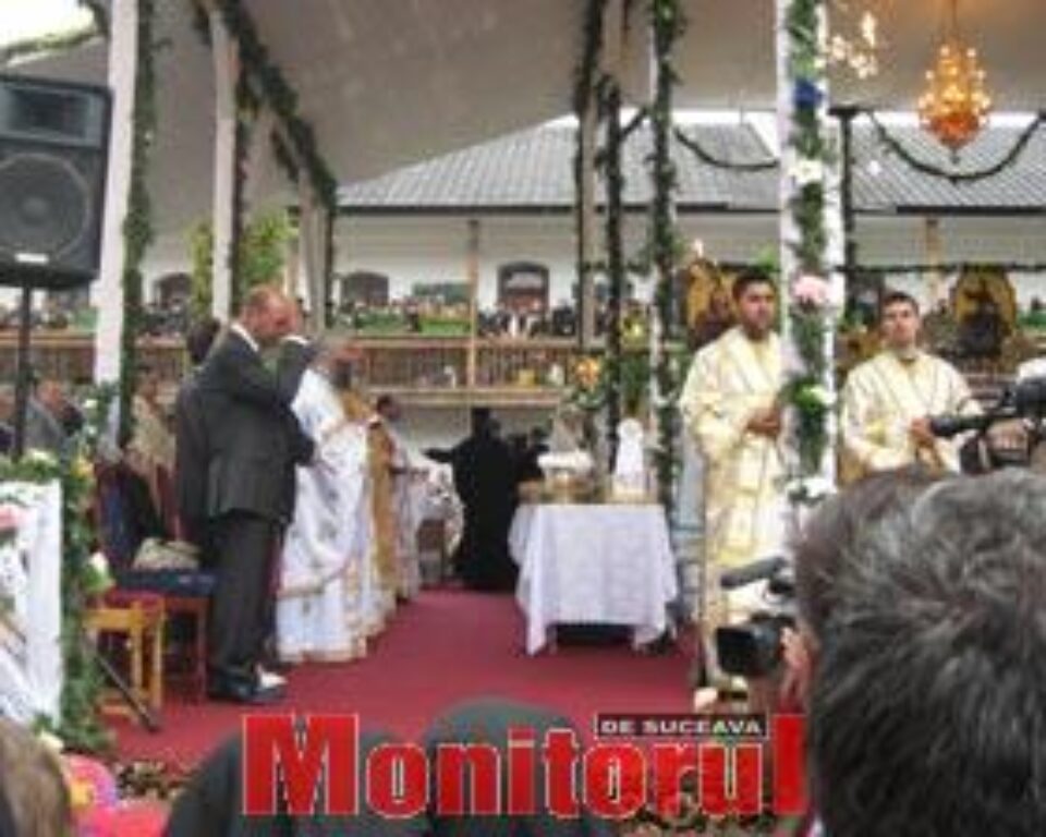 Băsescu și Tăriceanu s-au închinat la Secu