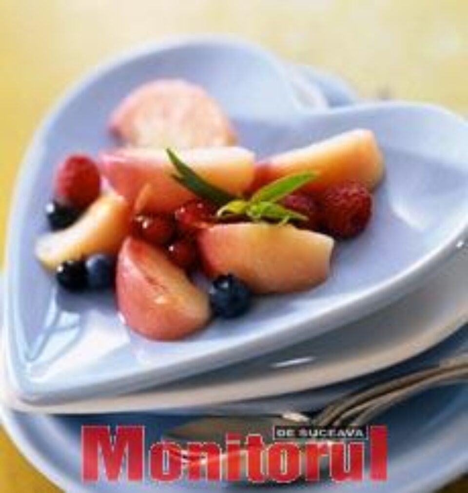 Masajul facial se poate face și acasă