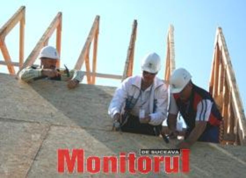 Lui Cristian Gaţu i s-au alăturat campionul olimpic la lupte Ştefan Rusu şi vicepreşedintele Federaţiei Române de Handbal, Petre Paleu