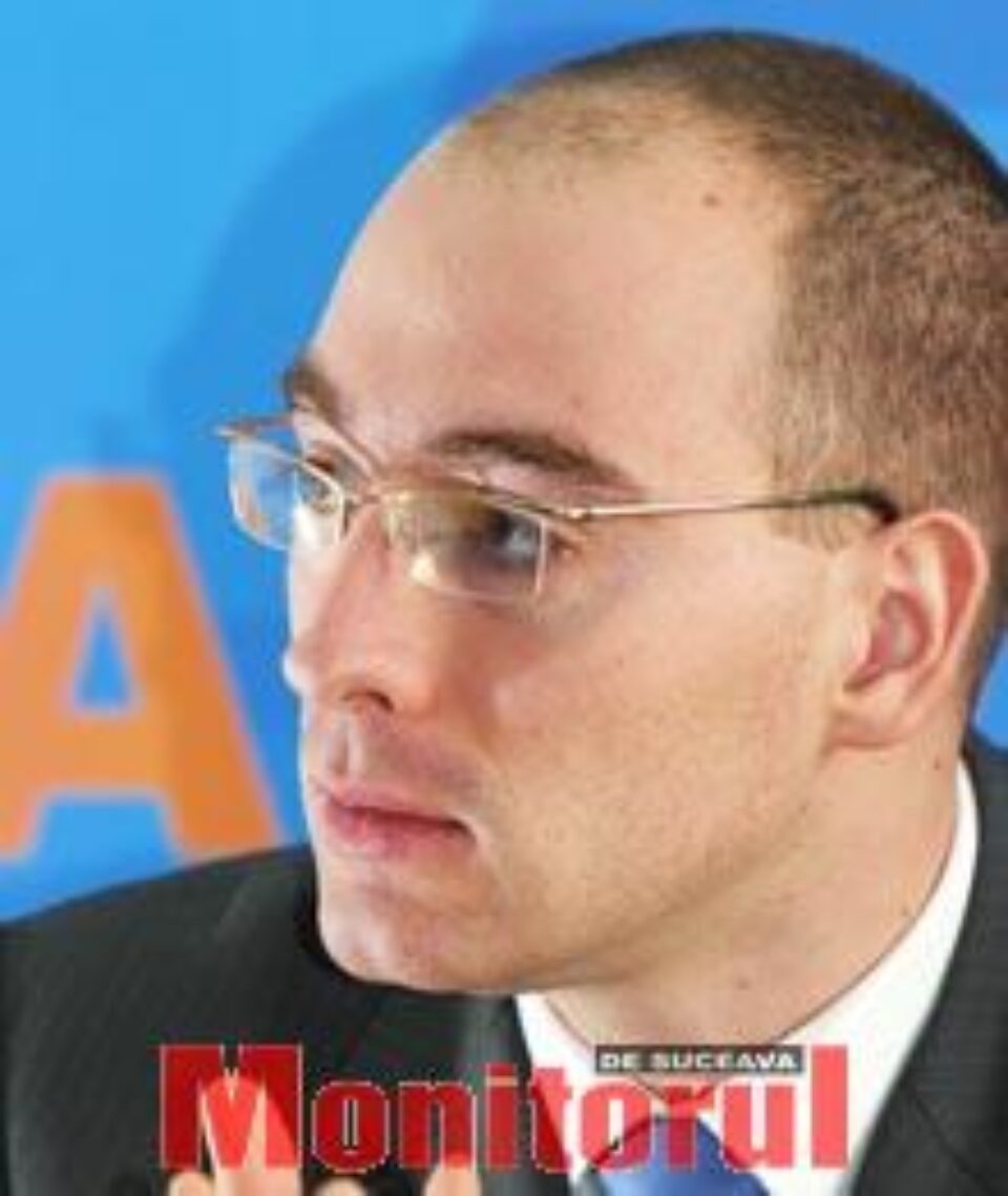 Vicepreşedintele organizaţiei judeţene a PD, Florin Hrebenciuc Vicepreşedintele organizaţiei judeţene a PD, Florin Hrebenciuc