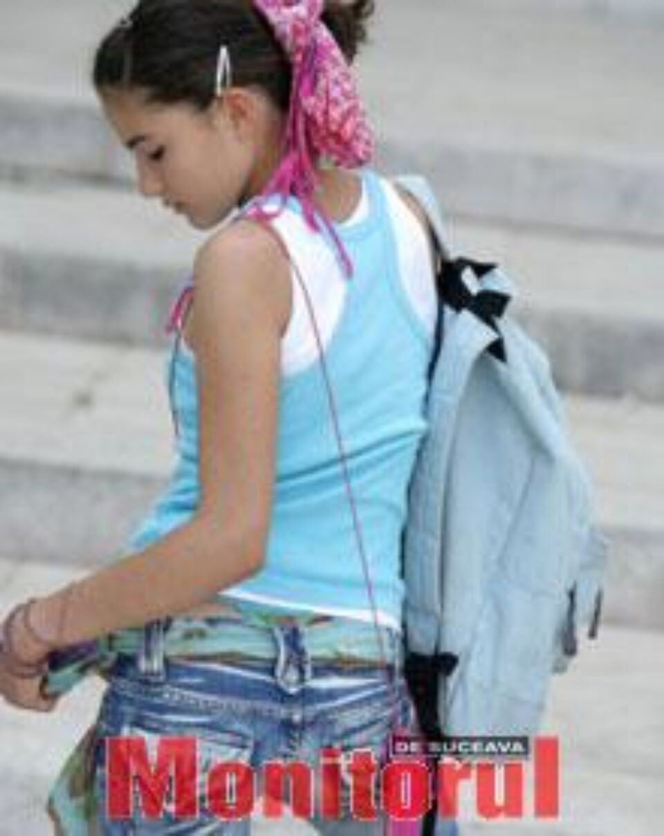 Spate drept cu ghiozdanul ales corect Spate drept cu ghiozdanul ales corect