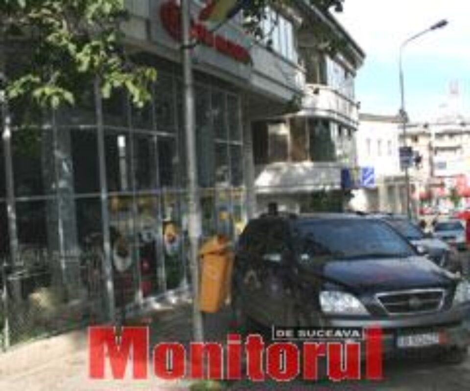 Au transformat strada în expoziție de mașini